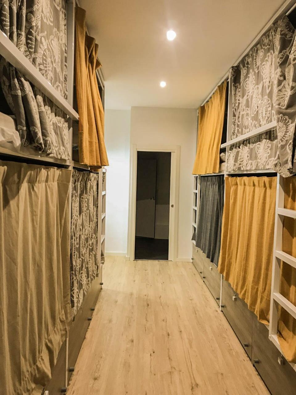 Cantagua Hostel Valencia Eksteriør billede